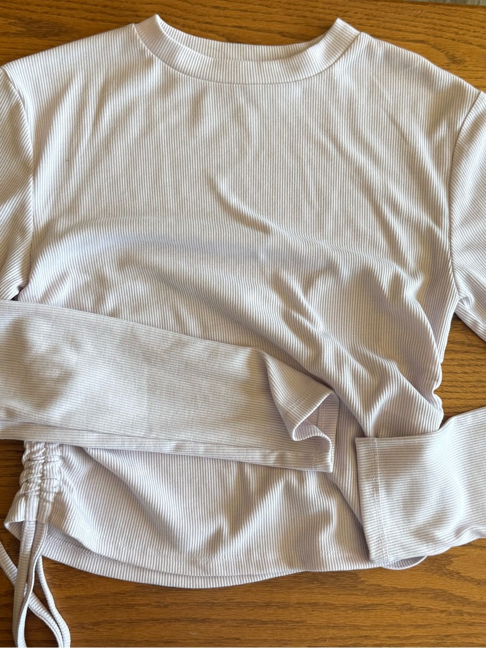 Ribbed Long Sleeve Crop Top in   White